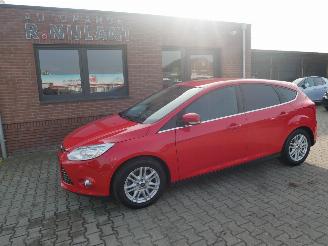 Coche accidentado Ford Focus TITANIUM X XENON 2013/1