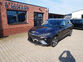 skadebil auto MG Marvel R PANORAMADAK LEER LED 2023/3