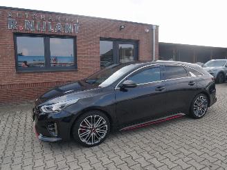 Vaurioauto  passenger cars Kia Proceed GT 2021/8