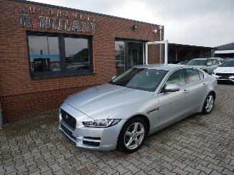 krockskadad bil auto Jaguar XE PRESTIGE LEER LED 2018/8