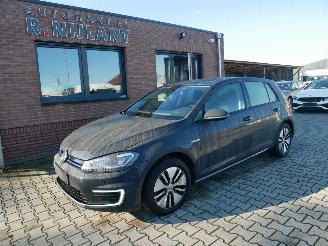 Vaurioauto  passenger cars Volkswagen Golf e 2020/7