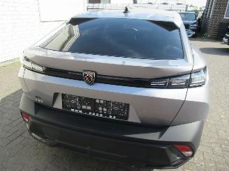 krockskadad bil auto Peugeot 408 PureTech 130 EAT8 Aut. Allure HalfLeer Navi Camera Stoel/Stuur-Verwarming..... 2024/4