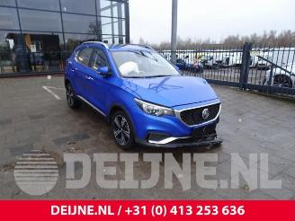 Vrakbiler auto MG ZS ZS, SUV, 2019 EV Long Range 70 kWh 2021/10
