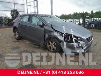 rozbiórka samochody osobowe Volvo V-40 V40 (MV), Hatchback 5-drs, 2012 / 2019 2.0 T2 16V 2016/4