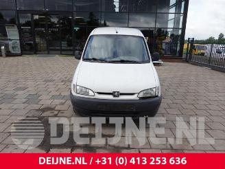Peugeot Partner Partner Combispace, MPV, 1996 / 2015 1.1 picture 2
