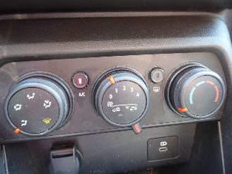 Dacia Sandero Expression picture 18