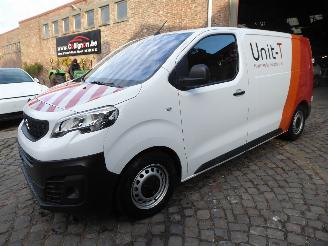 Voiture accidenté Peugeot Expert Kasten Premium 2024/1