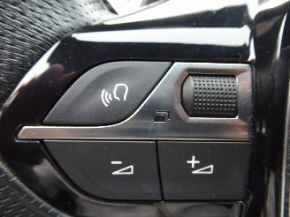 Peugeot 5008 GT picture 20