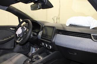 Renault Clio  picture 9