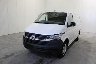 Coche siniestrado Volkswagen Transporter T6 2021/12