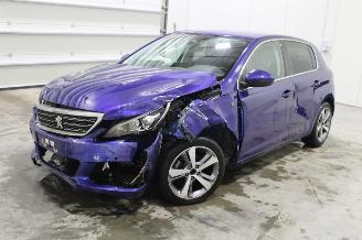 Coche accidentado Peugeot 308  2020/6