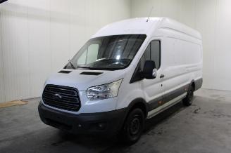krockskadad bil auto Ford Transit  2018/10