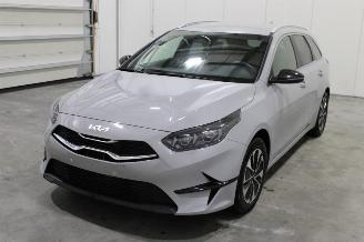 Vaurioauto  passenger cars Kia Cee d cee'd Sporty Wagon 2025/10