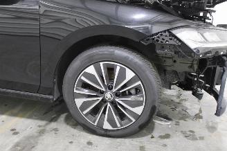 Skoda Superb  picture 7