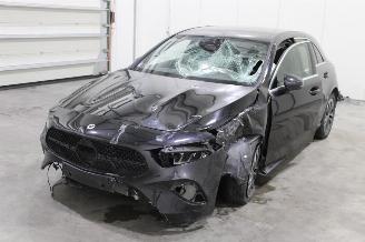Coche accidentado Mercedes A-klasse A 180 2023/11