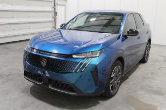 Vaurioauto  passenger cars Peugeot 3008  2024/5