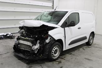 Schadeauto Fiat Doblo  2025/4