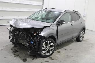 Vaurioauto  passenger cars Kia Stonic  2025/4