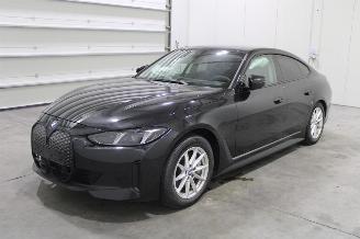 Vaurioauto  passenger cars BMW i4  2025/3