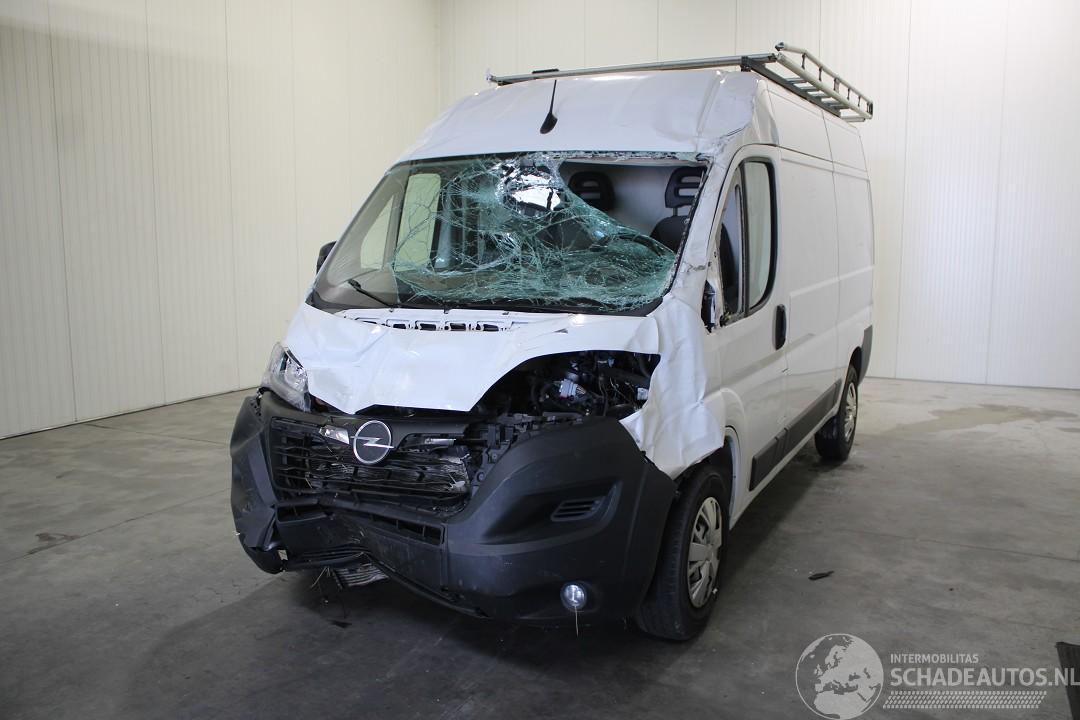 Opel Movano 