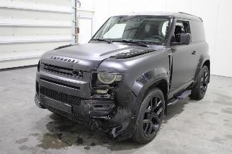 damaged passenger cars Land Rover Defender  2021/4