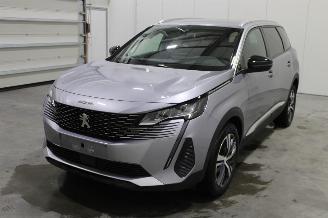 Coche accidentado Peugeot 5008  2024/4