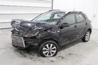 Vaurioauto  passenger cars Kia Stonic  2024/4