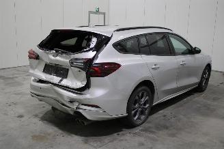 Ford Focus  picture 3