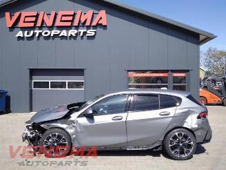 Vrakbiler auto BMW 1-serie 1 serie (F70), Hatchback, 2024 120 1.5 TwinPower Turbo 12V 2025/1