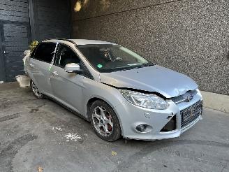 Autoverwertung Ford Focus III Wagon Combi 2010 / 2018 1.6 TDCi 115 Combi/o  Diesel 1.560cc 85kW (116pk) FWD 2013/1