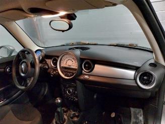 Mini One Mini (R56), Hatchback, 2006 / 2013 1.6 One D 16V picture 12
