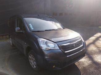 Auto da rottamare Peugeot Partner Partner (GC/GF/GG/GJ/GK), Van, 2008 / 2018 1.6 BlueHDi 100 2017/6