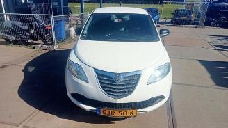Salvage car Lancia Ypsilon Ypsilon (312), Hatchback, 2011 0.9 TwinAir 85 2013/4