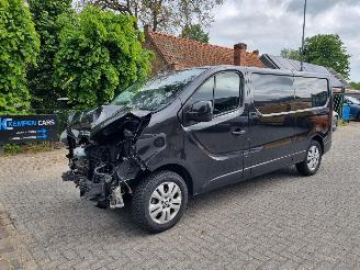 dommages fourgonnettes/vécules utilitaires Renault Trafic 2.0 DCI 150 Aut L2 Airco Navi 2024/4