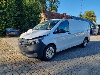 damaged commercial vehicles Mercedes Vito PRO 116CDI Aut L3 Airco Navi Stoelverw 2024/9