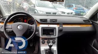 Volkswagen Passat Passat Variant (3C5), Combi, 2005 / 2010 2.0 TDI 140 picture 10