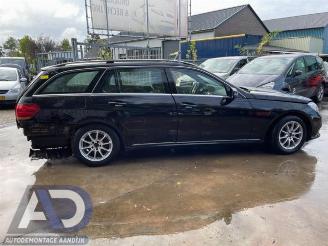Mercedes E-klasse E Estate (S212), Combi, 2009 / 2016 E-200 CDI 16V BlueEfficiency,BlueTEC picture 4