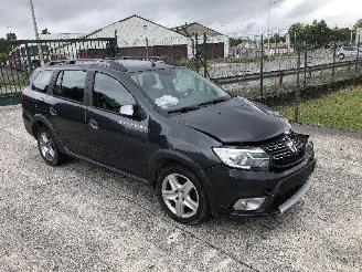 uszkodzony samochody osobowe Dacia Logan MCV  0.9T   STEPWAY 2020/1