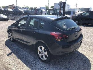Schadeauto Opel Astra 17 CDTI 2012/1