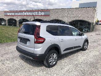 Coche accidentado Dacia Jogger 1.0 TURBO  CONFORT 2022/7