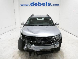 damaged passenger cars Dacia Sandero  2019/5