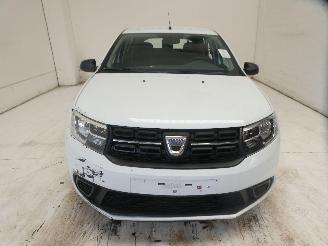 Dacia Sandero ESSENTIEL picture 2