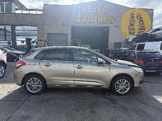 krockskadad bil auto Citroën C4 1.6I VTI SEDUCTION 2012/1