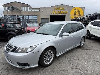 krockskadad bil auto Saab 9-3 1.9 TID ESTATE 2008/3
