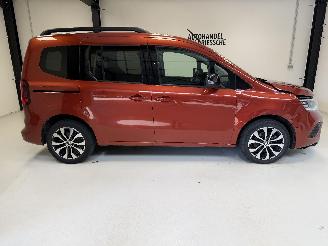 Coche accidentado Renault Kangoo TECHNO/ 24/10/2023 2023/10