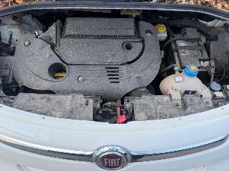 Fiat 500L EASY picture 5