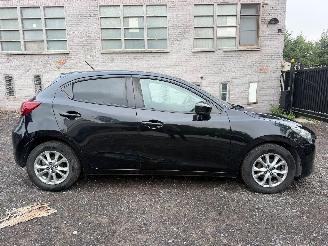 damaged passenger cars Mazda 2 1.5 D 2018/1