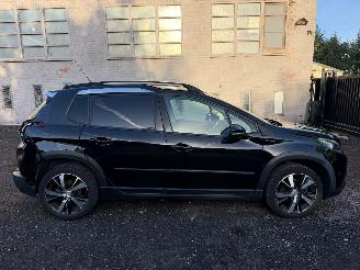 Auto incidentate Peugeot 2008 GT LINE 2017/7