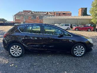  Opel Astra ACTIVE 2012/4