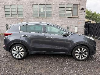 Damaged car Kia Sportage SENSE 2017/5